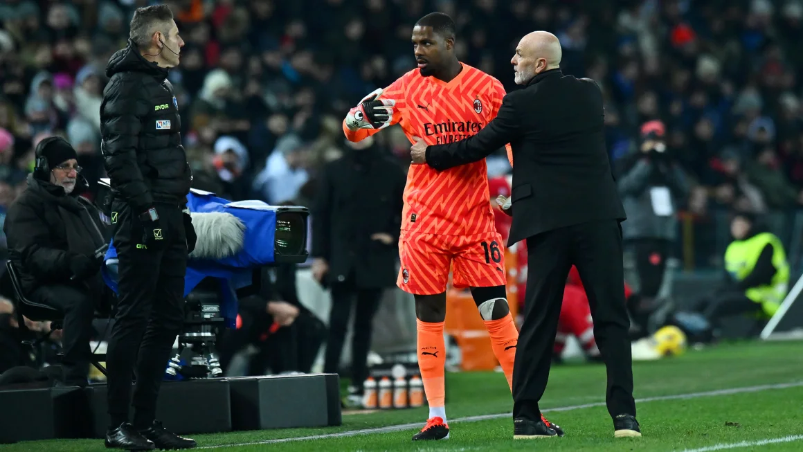 Italian Football Match Halted After Alleged Racist Chants Against AC Milan Goalkeeper