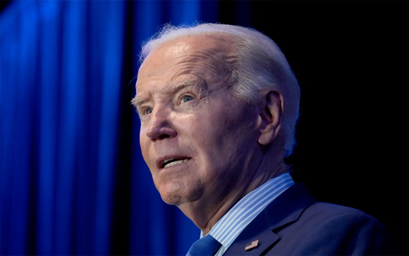 The special prosecutor said Mr. Biden has poor memory