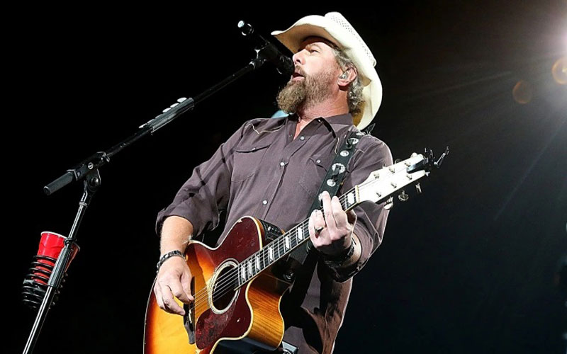 Toby Keith's Death Prompts Warning: Don't Ignore Subtle Stomach Cancer Signs